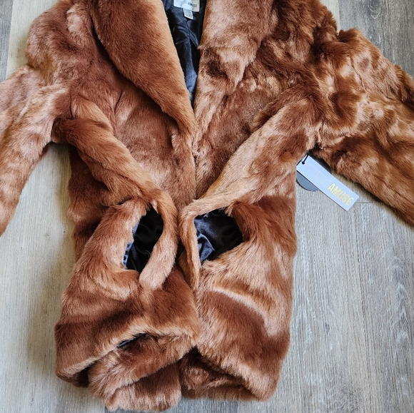 NWT AMUSE SOCIETY FUR JACKET - Picture 10 of 14